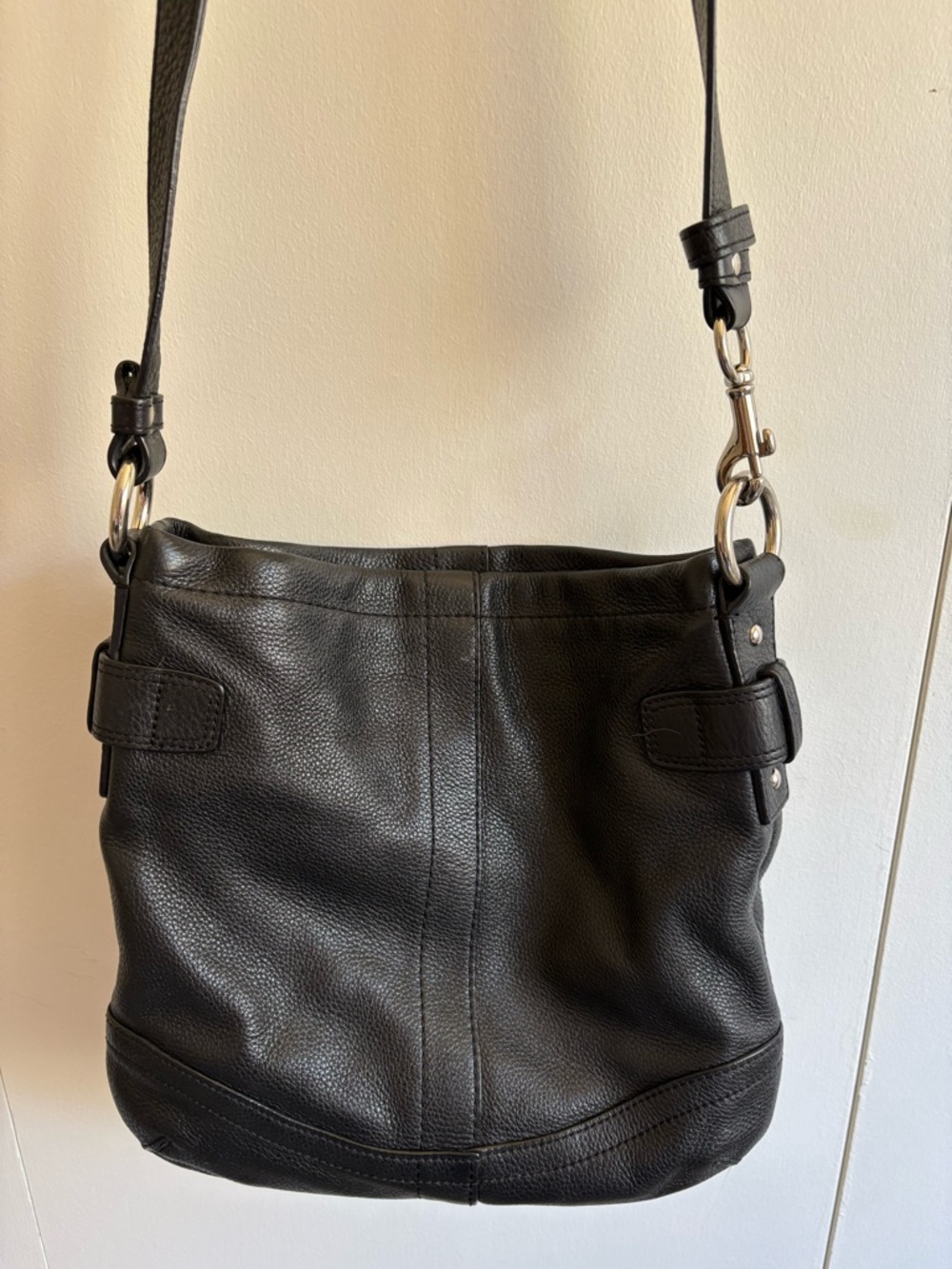 Coach Black Pebbled Leather Shoulder Bag with Silver Chain - Picture 4 of 7